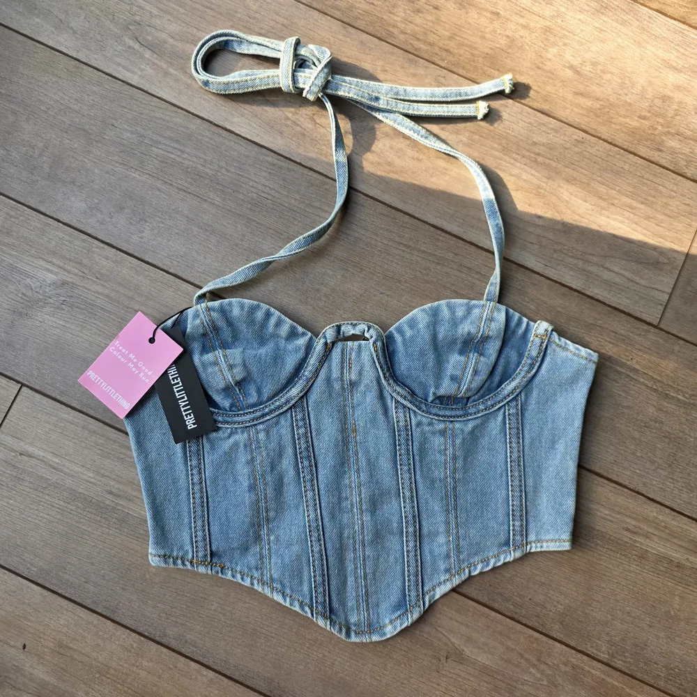 PrettyLittleThing Light Blue Denim Bustier - Picture 1 of 3